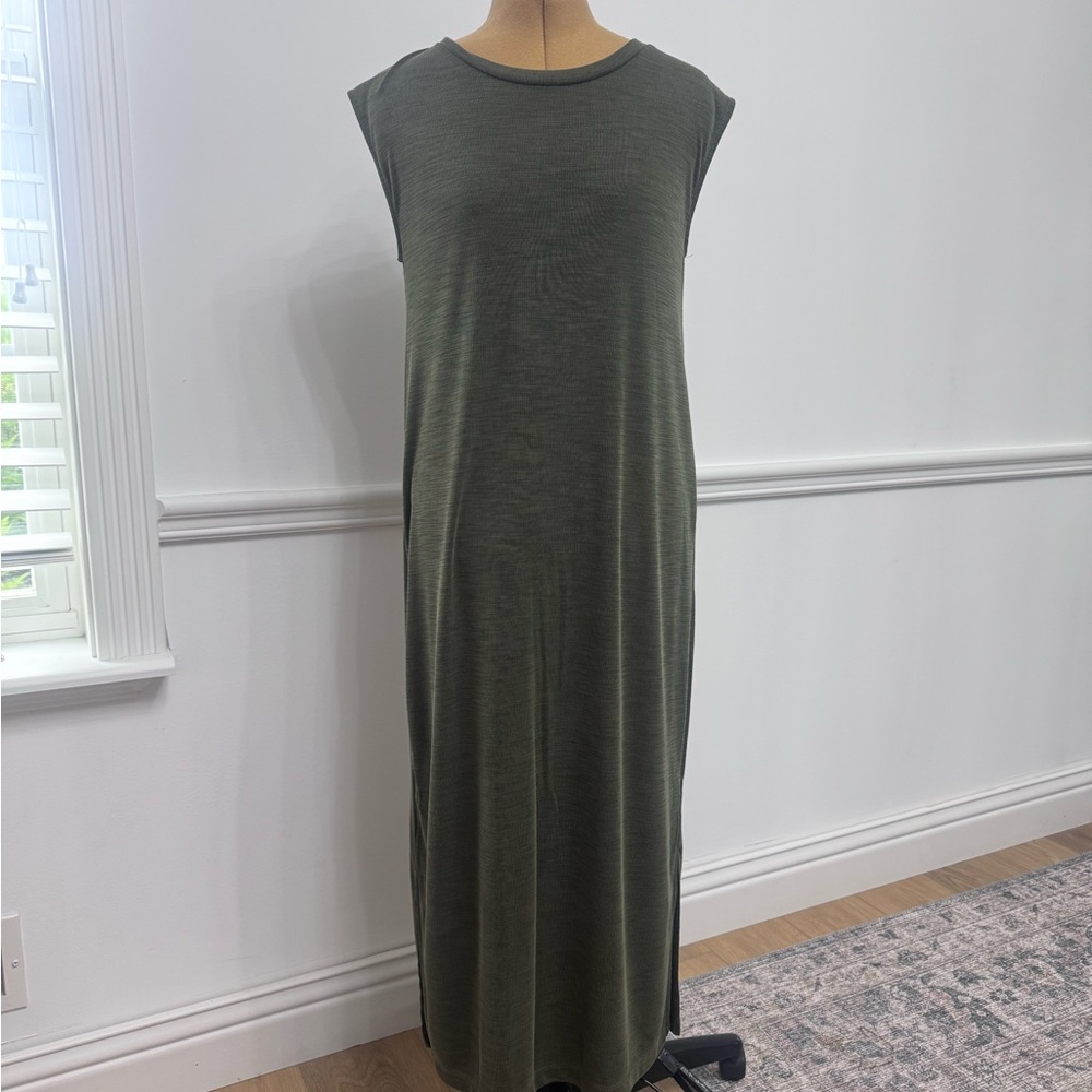 Nicole Miller Dark Green Sleeveless Maxi Dress